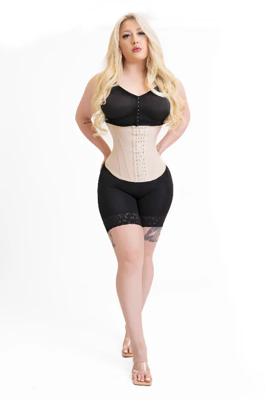 plus-size high-slit hipster pantiesWaist Faja - Stage 3