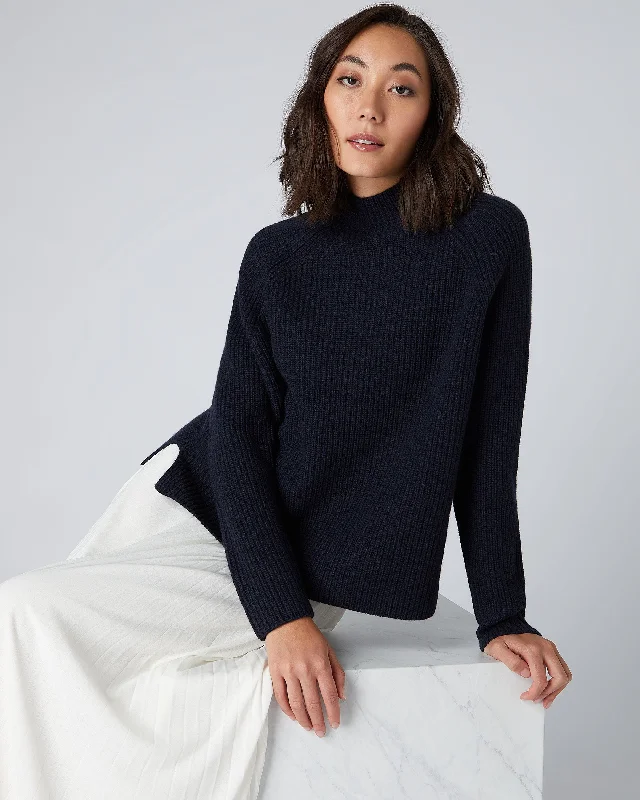 Women's Narrow Collar SweatersWomen's Fisherman Rib Funnel Cashmere Jumper Navy Blue