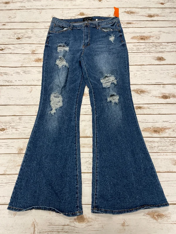 Women's Tapered PantsJeans Flared By Almost Famous In Blue Denim, Size: 14