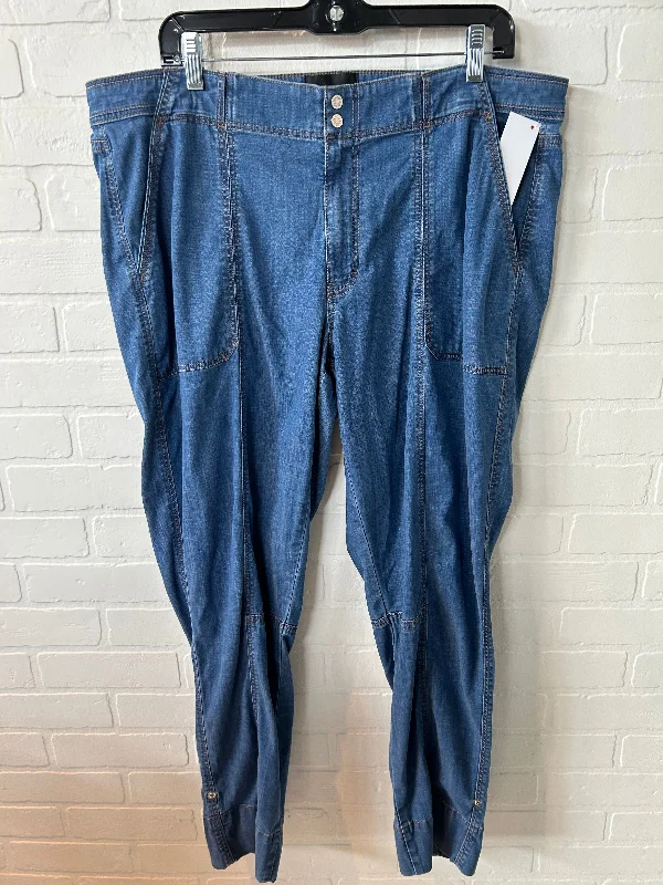 Women's Jodhpurs with Notched CollarJeans Cropped By White House Black Market In Blue Denim, Size: 16l